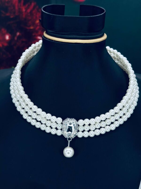 Crystal Pearl Jewelry Fashion Necklace + Earrings and Bracelet - Jewelry Set Three-piece Accessories Wholesale - Image 3
