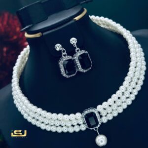 Crystal Pearl Jewelry Fashion Necklace + Earrings and Bracelet - Jewelry Set Three-piece Accessories Wholesale